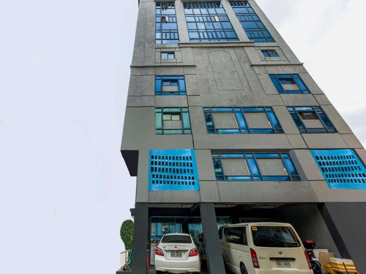 Vaccinated Staff - OYO 837 Kysabel Hotel Paco Exterior foto